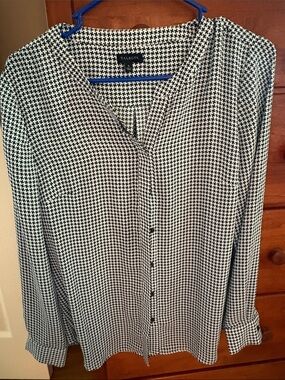 Talbots Green and White Houndstooth Blouse
